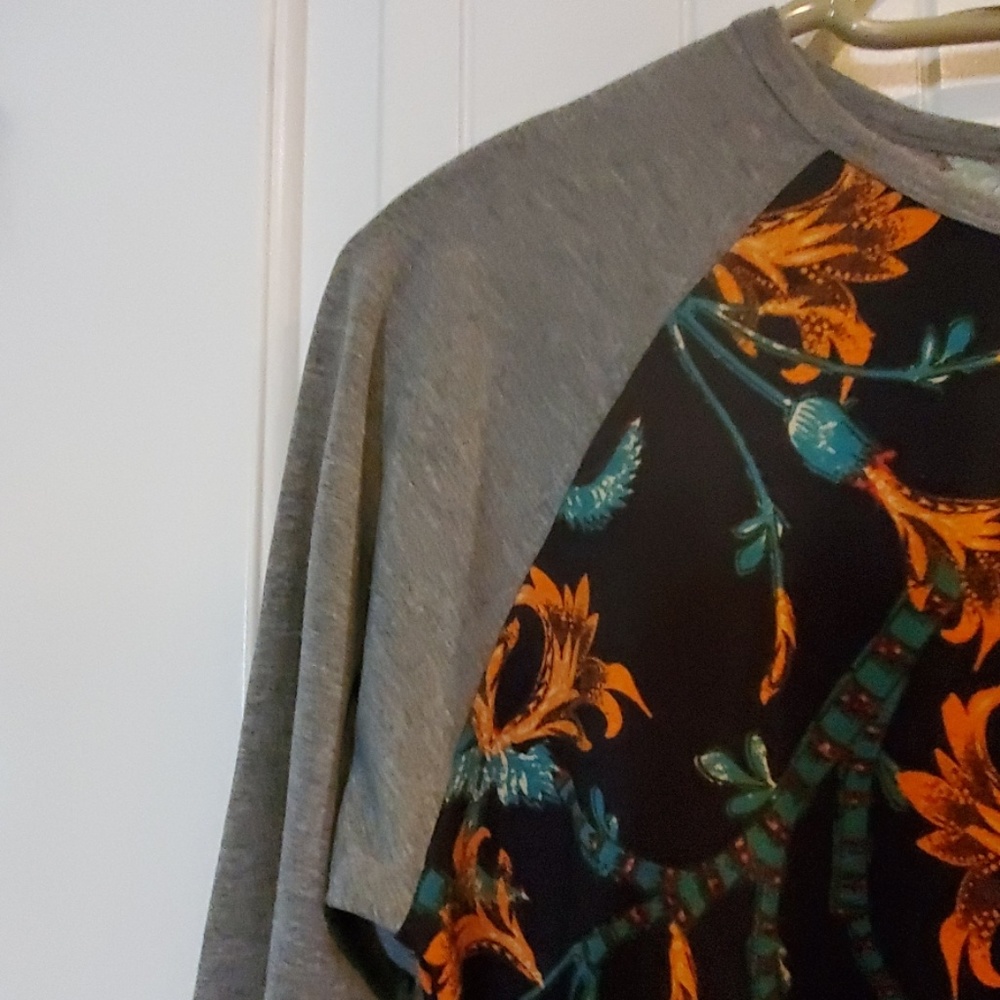 🌟SALE🌟  Lularoe Randy - Picture 3 of 4